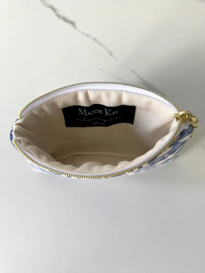Zipper Pouch